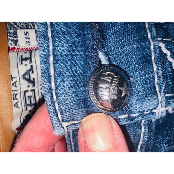 Ariat Bermuda Real Denim Stretch Shorts Cowgirl Blue Frayed Hem Casual Western - Picture 6 of 10